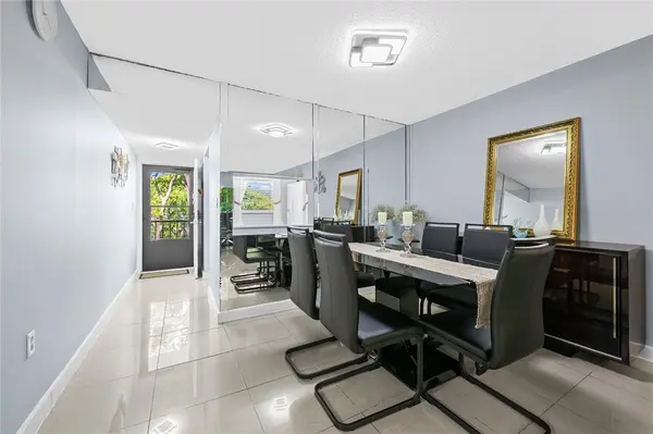 Plantation, FL 33324,471 N Pine Island Rd #302D