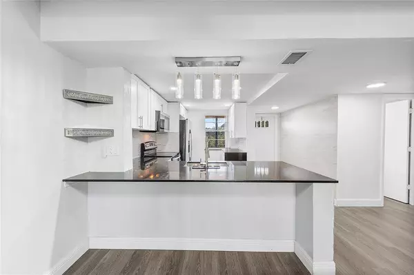 Boca Raton, FL 33428,10120 Boca Entrada Blvd #409