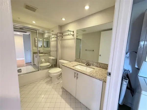 Pembroke Pines, FL 33027,550 SW 137th Ave #312 L