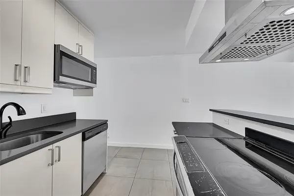 Fort Lauderdale, FL 33311,200 NW 25th St