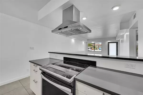 Fort Lauderdale, FL 33311,200 NW 25th St