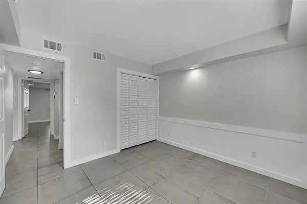 Fort Lauderdale, FL 33311,200 NW 25th St