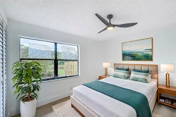 Delray Beach, FL 33484,16324 Country Lake Cir #16324