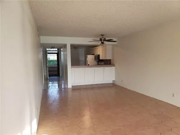 Margate, FL 33063,6010 CORAL LAKE DR #110