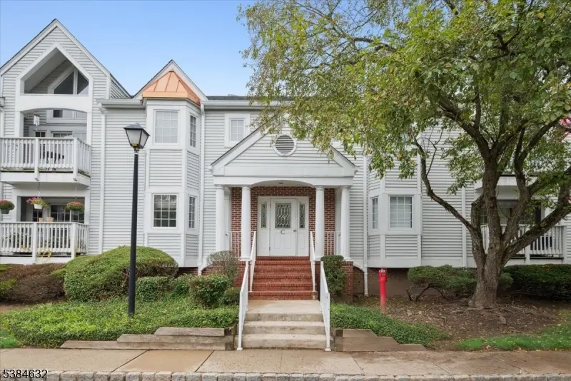 Morris Twp., NJ 07960,11C Leva Dr