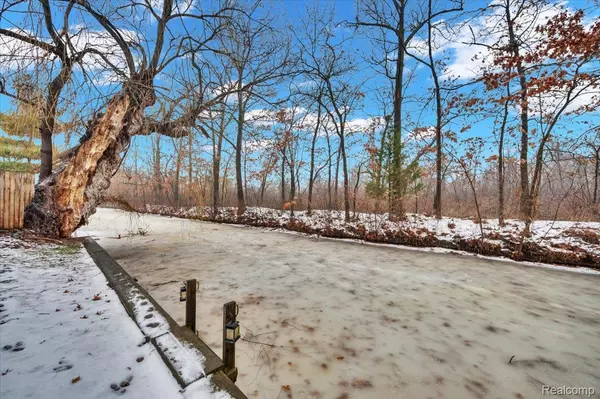 Waterford, MI 48329,2883 Sunderland