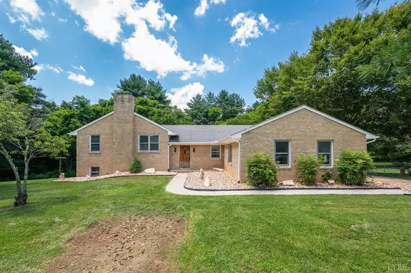 Goode, VA 24556,1655 Wingfield DR