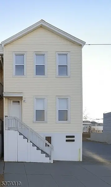 Paterson City, NJ 07502,292 Union Ave