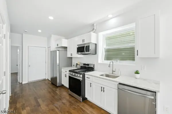 Newark City, NJ 07105,196 Malvern St