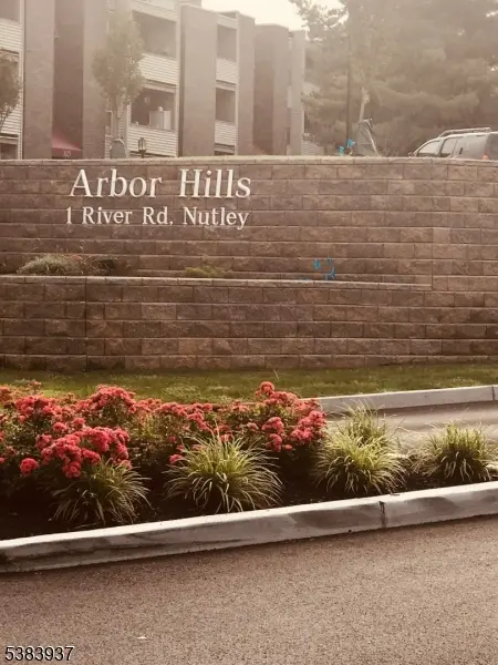 822 Main St #E, Belleville Twp., NJ 07110