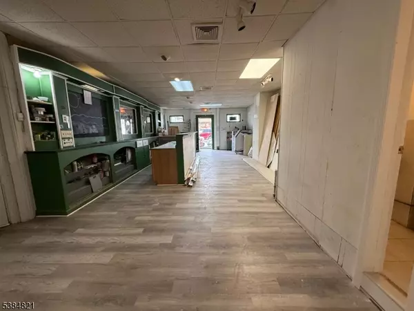 Harrison Town, NJ 07029,313 Cross St