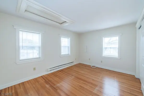 84 Mill St #b, Newton Town, NJ 07860