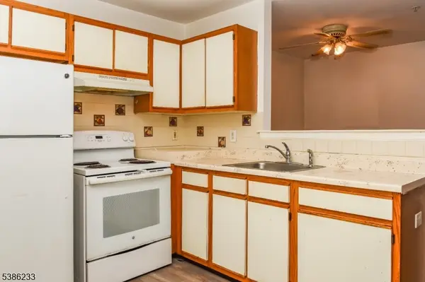 5105 Tudor Dr, Pequannock Twp., NJ 07444