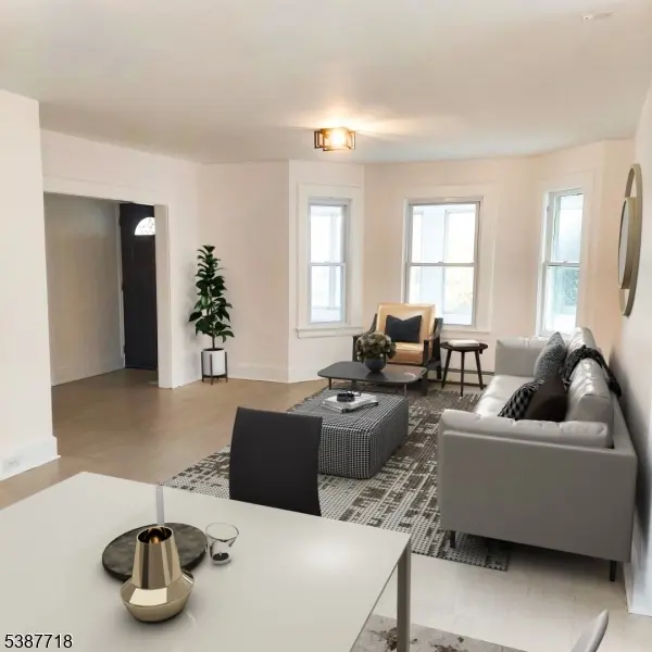 Montclair Twp., NJ 07042,88 Greenwood Ave #1