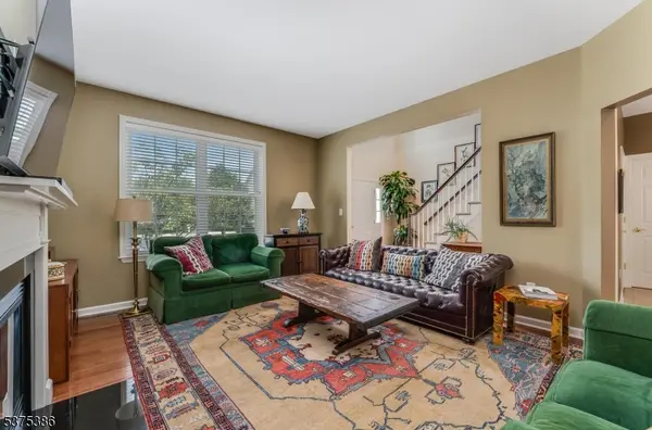 Raritan Twp., NJ 08822,12 Higgins Ct