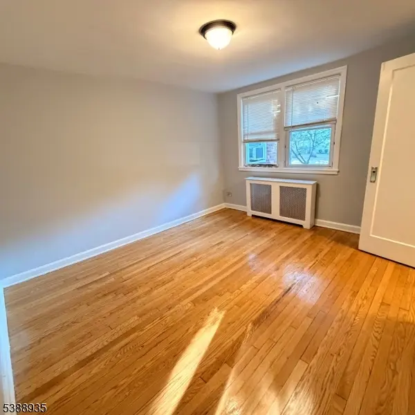 Roselle Boro, NJ 07203,1809 North Wood Ave #D1