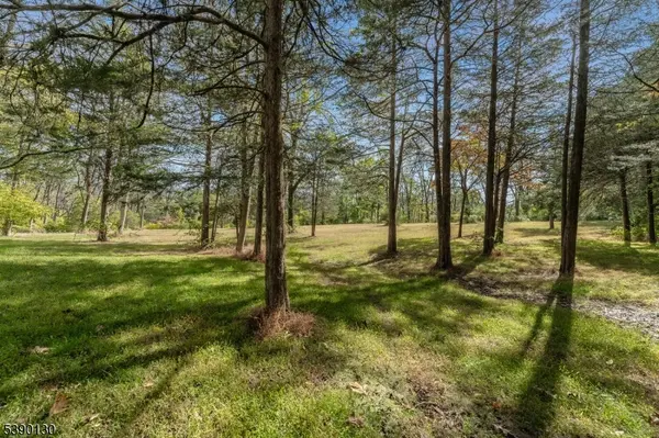 212 Asbury-Broad Way Road, Franklin Twp., NJ 08802