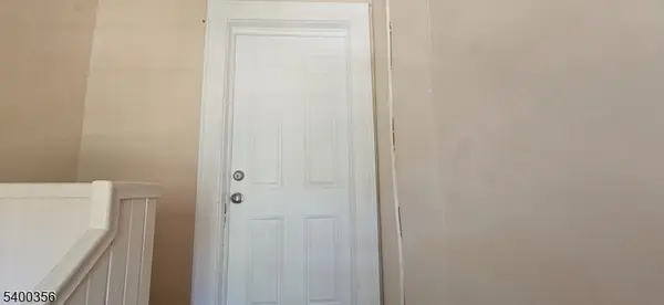 Newark City, NJ 07112,264 Pomona Ave #3