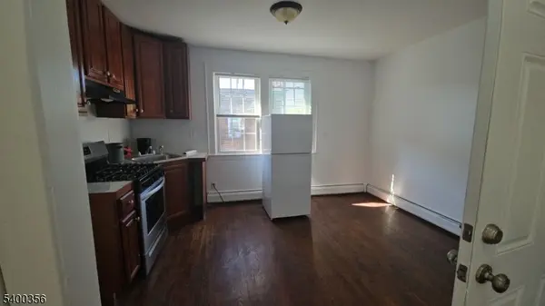 Newark City, NJ 07112,264 Pomona Ave #3