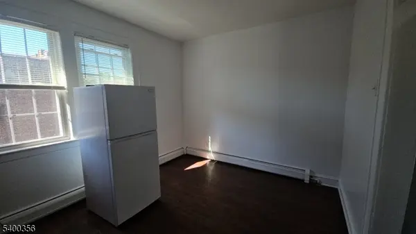 Newark City, NJ 07112,264 Pomona Ave #3