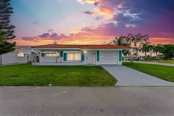 Tamarac, FL 33319,4922 NW 52nd St