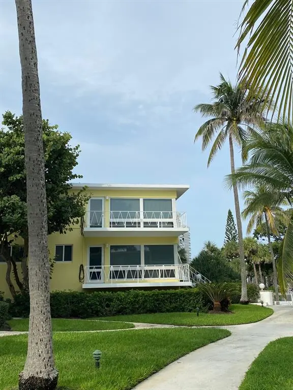 Pompano Beach, FL 33062,1398 S Ocean Blvd #11