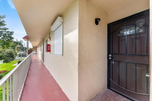 750 SE 6th Ave #233, Deerfield Beach, FL 33441