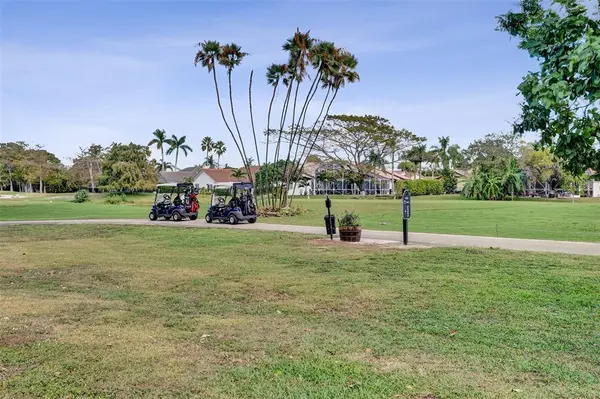 Tamarac, FL 33321,8740 Azalea Ct #102