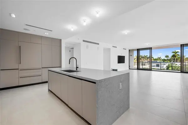 Fort Lauderdale, FL 33301,160 Isle Of Venice Dr #302