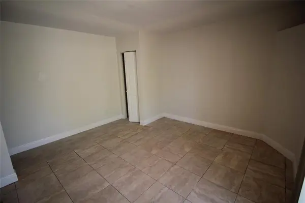 Pompano Beach, FL 33060,909 NE 12th Ave #B