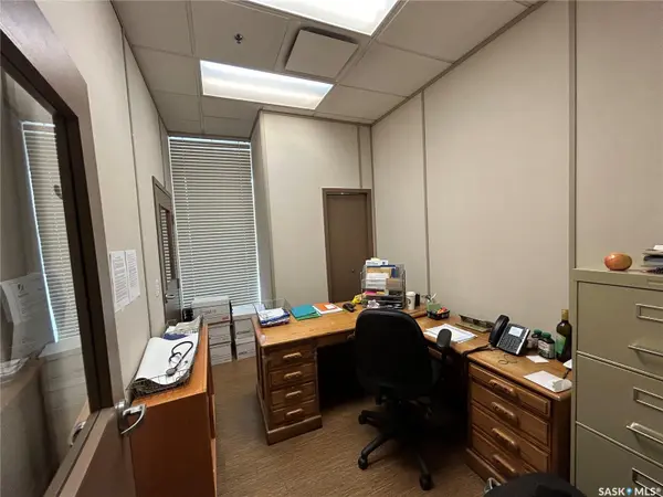 Saskatoon, SK S7K 3P2,207 2nd AVENUE N #5