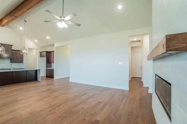 Waxahachie, TX 75167,221 Marie Lane