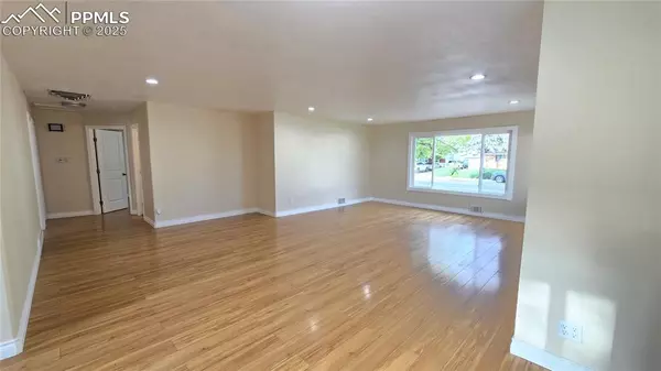 Pueblo, CO 81005,2029 Hollywood DR