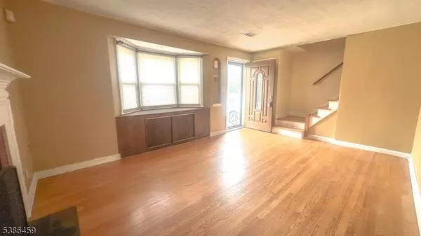 Elizabeth City, NJ 07202,706 Cedar Ave