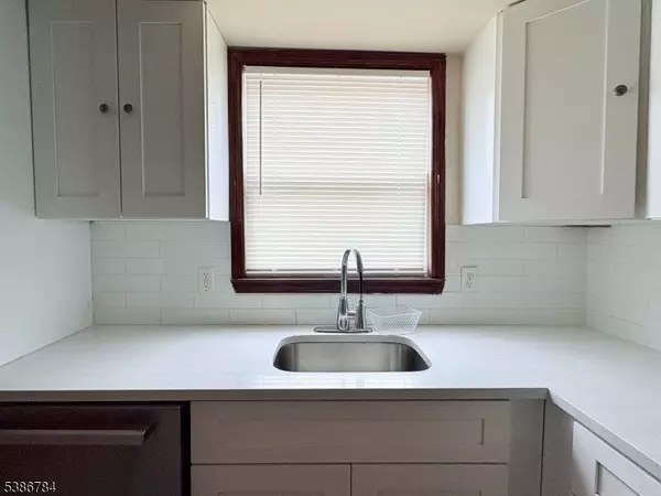 Newark City, NJ 07105,168 Pacific St