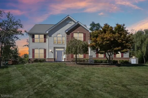 118 Junction Rd, Hampton Boro, NJ 08827