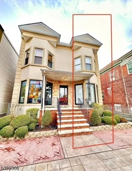 Elizabeth City, NJ 07206,546 Elizabeth Ave