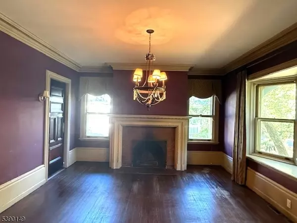 South Orange Village Twp., NJ 07079,409 Hillside Pl