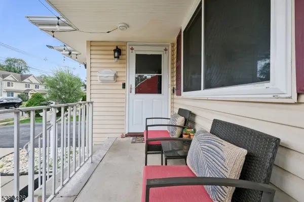 657 Barron Ave, Woodbridge Twp., NJ 07095