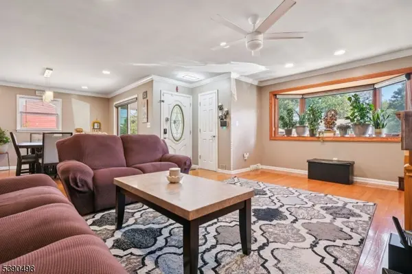 657 Barron Ave, Woodbridge Twp., NJ 07095