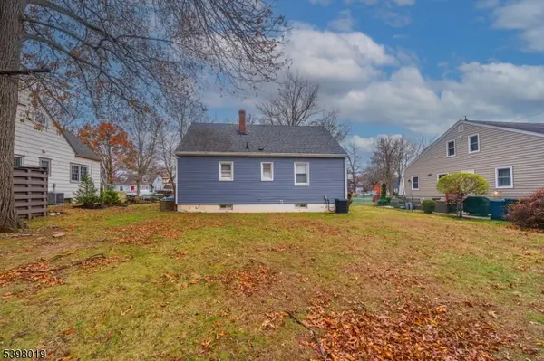 Plainfield City, NJ 07060,1305 Sunnyside Pl #9