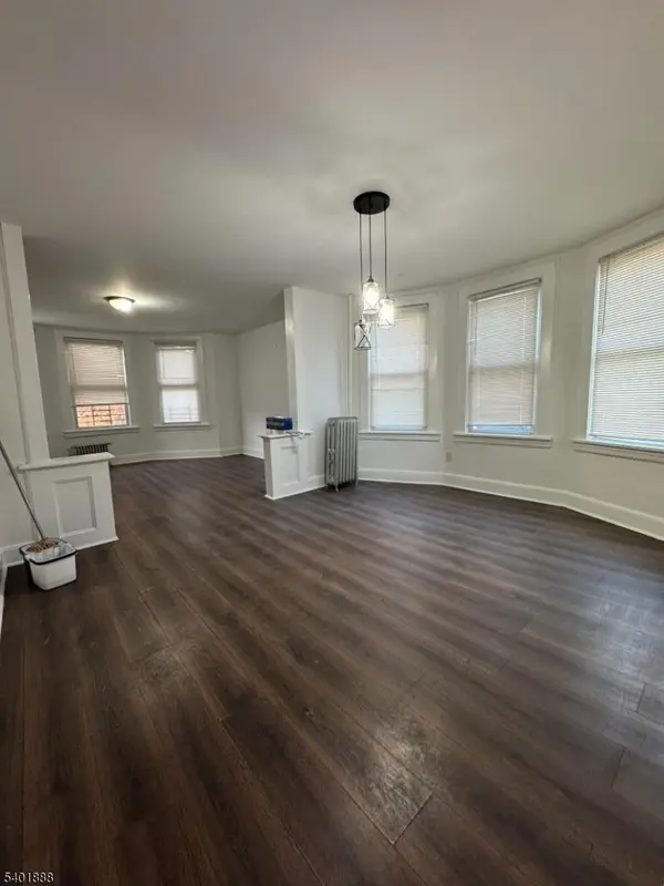 Irvington Twp., NJ 07111,107 Melville Pl #2