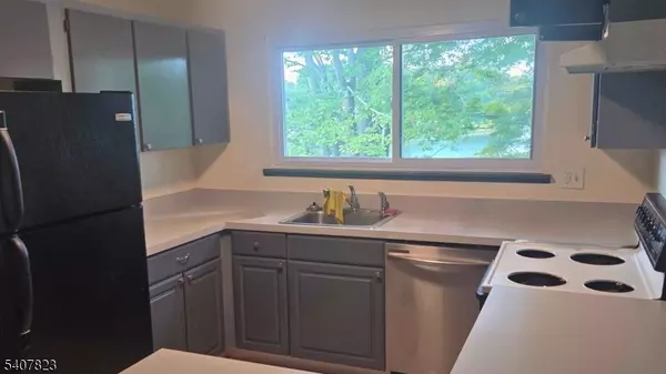 Montague Twp., NJ 07827,304-C Lake Shore South