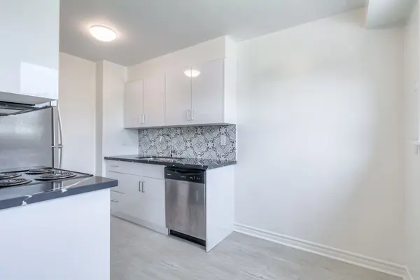 Toronto E07, ON M1S 1S4,2830 Midland AVE #1