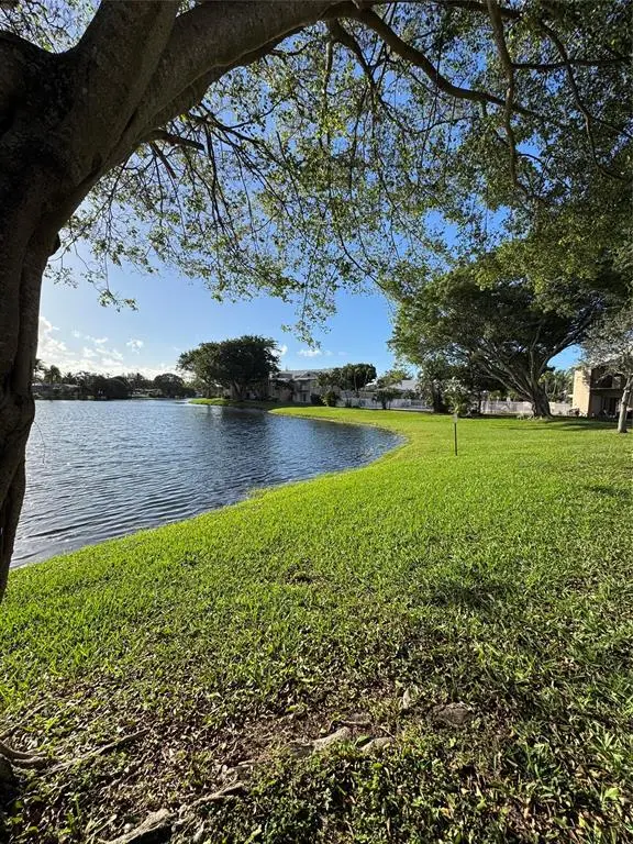 Pembroke Pines, FL 33024,Address not disclosed