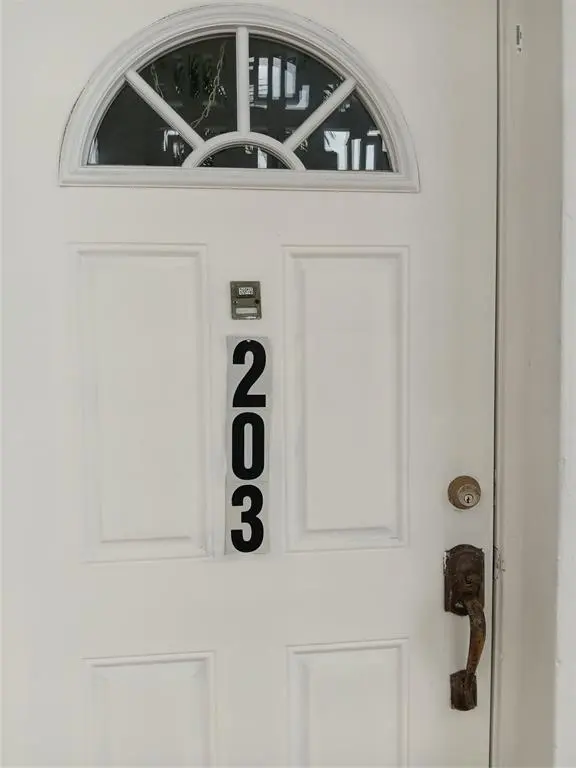 Lauderhill, FL 33313,4310 NW 12th Ct #203