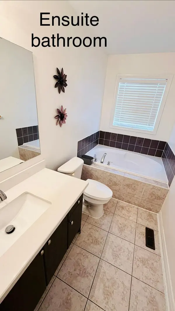 Milton, ON L9T 0J3,358 Hobbs CRES