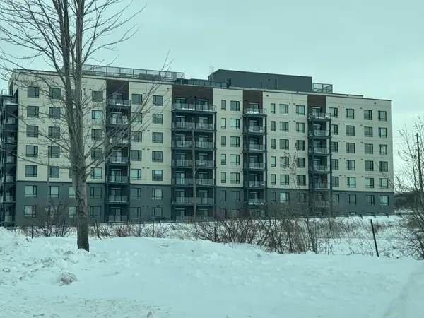 1098 PAISLEY RD #105 A, Guelph, ON N1K 0C6