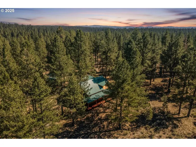 20779 Bear Gulch RD, Canyon City, OR 97820