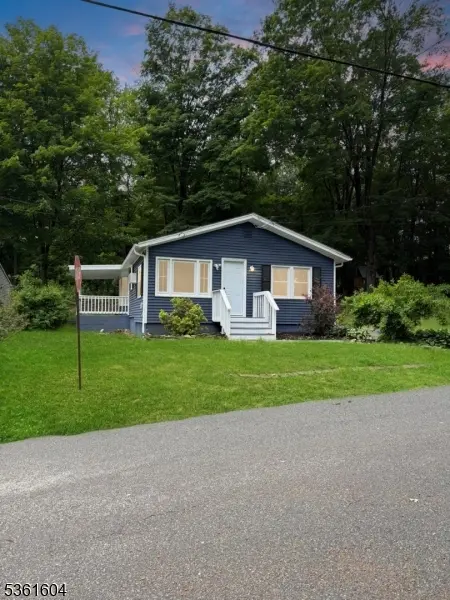 12 Sunrise Dr, Wantage Twp., NJ 07461